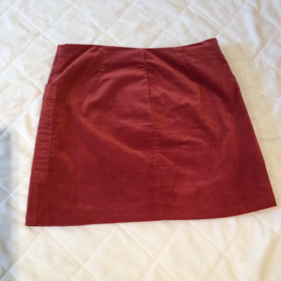 Forever 21 rust velvety mini skirt - Picture 4 of 5